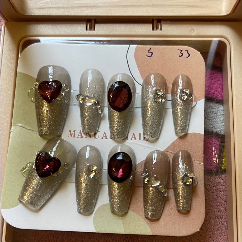 Elegant Silver and Red Nail Set